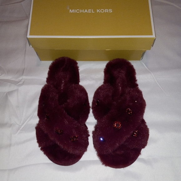 Michael Kors Lala Slippers - Picture 2 of 7